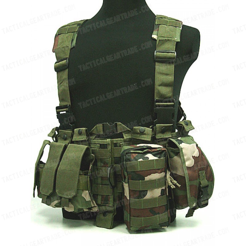 US Delta Force Elite Hydration Molle Vest Camo Woodland