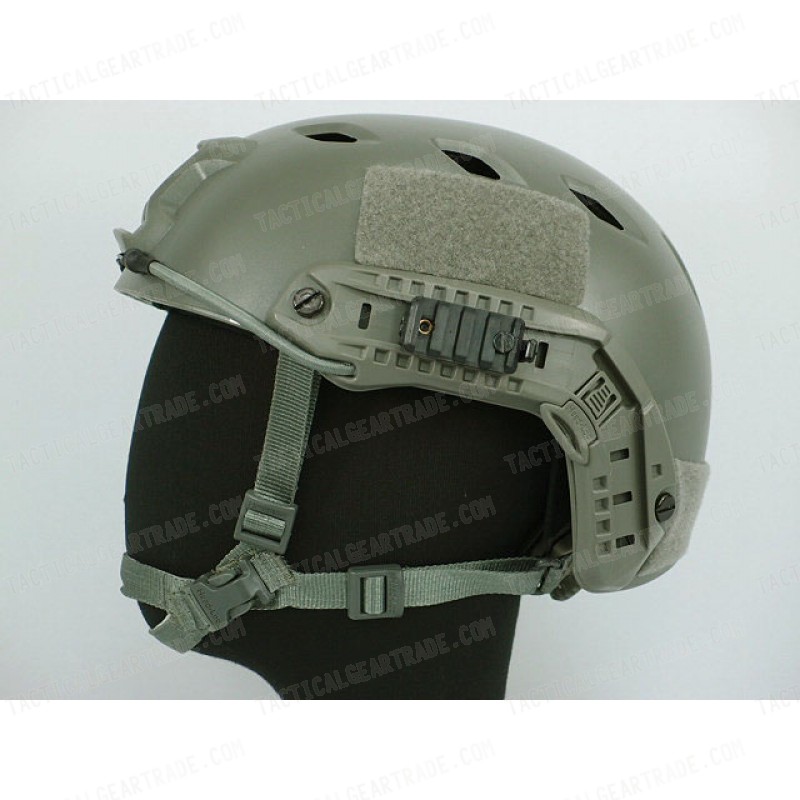 Airsoft FAST Base Jump Style Helmet Foliage Green